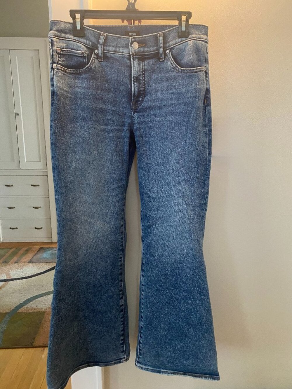 Express Jeans, flared, mid-rise, medium wash, short length, barely worn